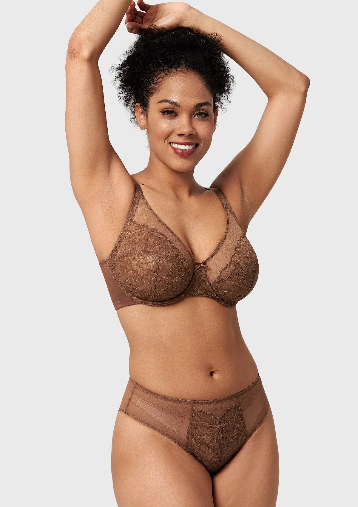 The Amélia Lace Bra