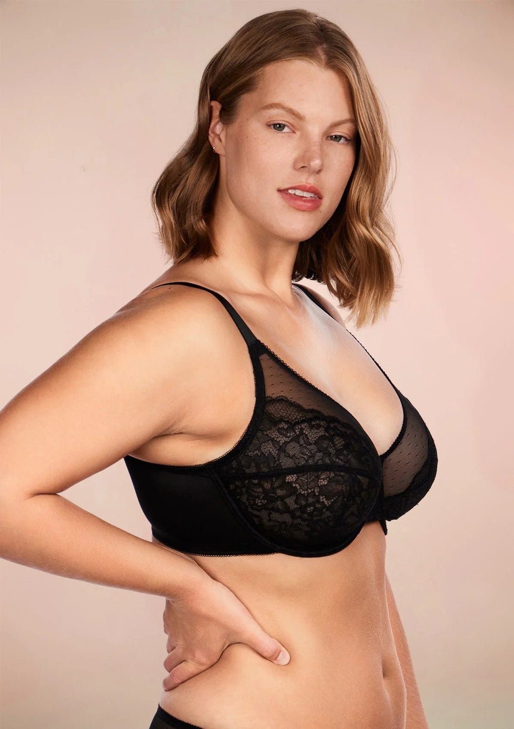 The Amélia Lace Bra VIP